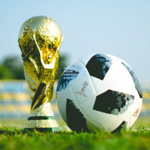 2026世界杯预选赛激战正酣，多支传统强队提前锁定席位，亚洲区竞争白热化